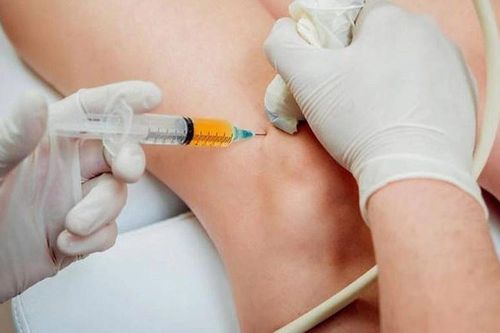 Tai biến khó lường khi dùng thuốc tiêm vào khớp để giảm đau