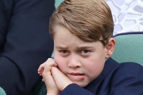 Những biểu cảm đáng yêu của Hoàng tử George khi cùng cha mẹ xem Wimbledon 2022