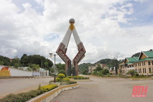 Hành trình trên đất Hủa Phăn (Bài 3): Vẻ đẹp đất và người Sầm Nưa
