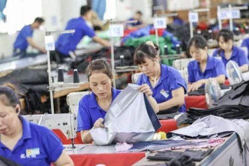 Tín hiệu bất ổn từ nhu cầu mua sắm giảm sút ở Mỹ và châu Âu