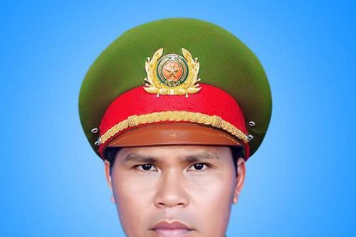 Thăng cấp bậc hàm Đại úy đối với Phó trưởng Công an xã hy sinh khi thực thi nhiệm vụ