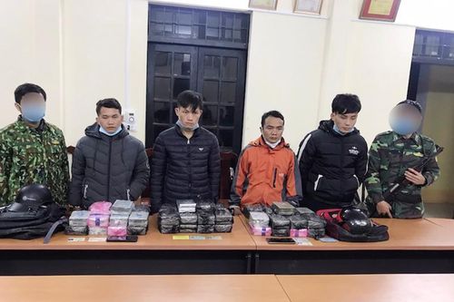 Chặn đứng cung đường vận chuyển 100 bánh heroin