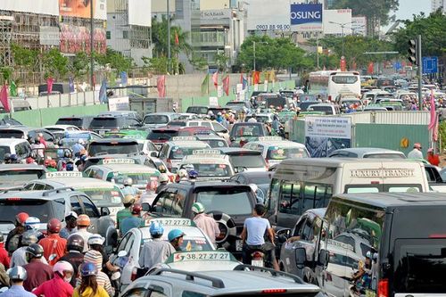 Gỡ những 'điểm nghẽn' để phát triển hạ tầng