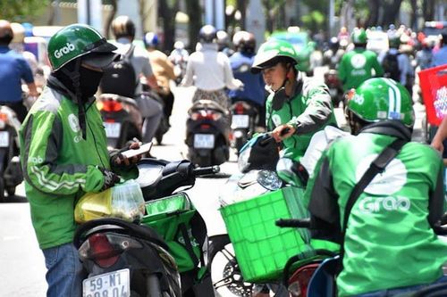 Đề nghị Grab làm rõ mức phụ phí nắng nóng 5.000 đồng