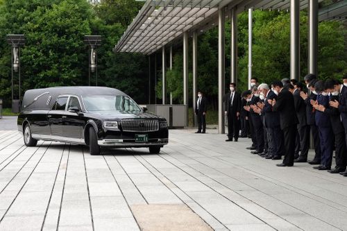Thi hài cố Thủ tướng Nhật Bản Abe Shinzo được hỏa táng