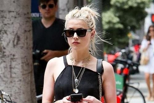 Depp đáp trả Amber Heard