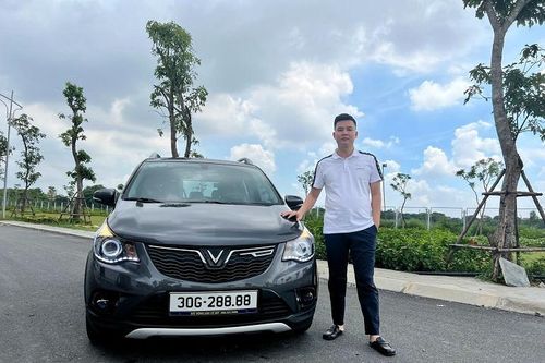 Xe Vinfast Fadil cũ biển tứ quý 8 đội giá 800 triệu đồng