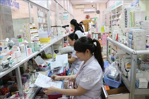 Thiếu thuốc điều trị, vật tư y tế tại các trung tâm y tế ở Long An