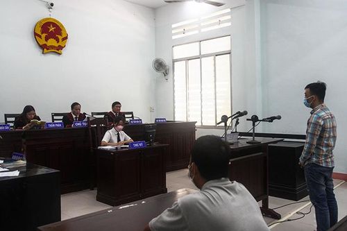 Vụ án trộm cắp, cướp tài sản ở Cam Ranh: Các lời khai còn mâu thuẫn