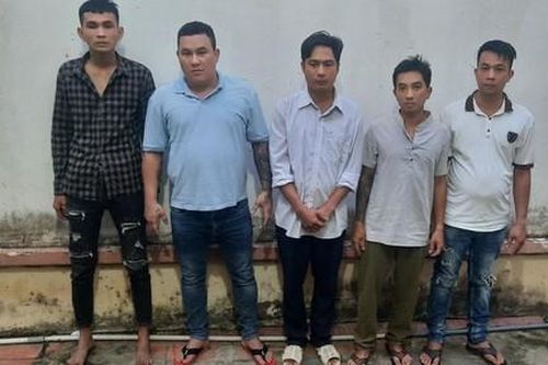 Phá tụ điểm cá cược đá gà qua mạng, thu giữ hơn 400 triệu đồng