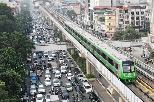 Tổ chức giao thông tổng thể tại hai tuyến cửa ngõ đang là 'bài toán' khó