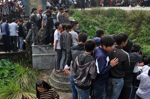 Thi thể cháy đen dưới triền đê (P1): Cuộc truy tìm danh tính nạn nhân bí ẩn