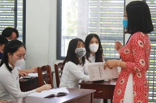 Lịch sử là môn bắt buộc, học sinh không thi vẫn phải học