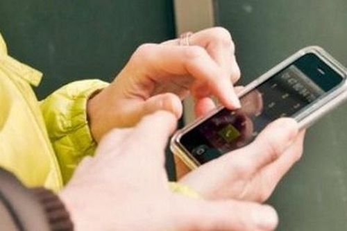 Bắt giữ thanh niên 18 tuổi gây ra nhiều vụ trộm cắp, cướp giật điện thoại
