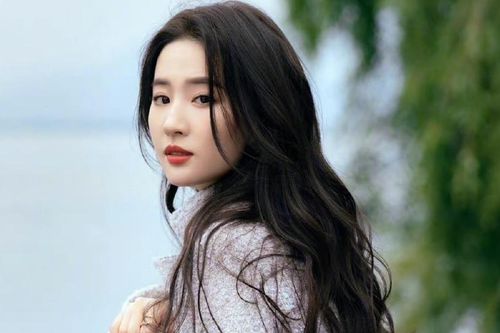 Phim của Lưu Diệc Phi bị cắt 15 tập
