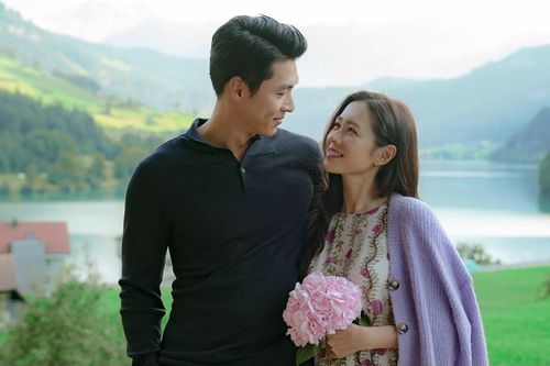 Tinh tế như Son Ye Jin: Có tin vui là tự mình khai mà không cần ai khui