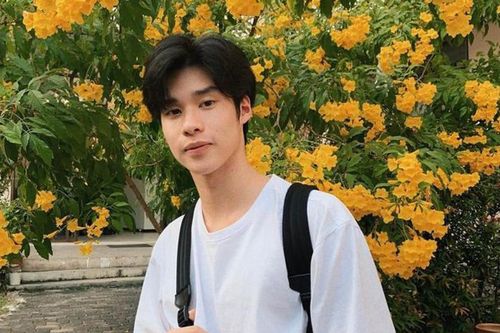 Gen Z nghĩ gì về chuyện yêu lại bồ cũ của bạn thân?