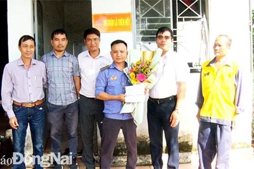 Lấy cái đẹp dẹp cái xấu