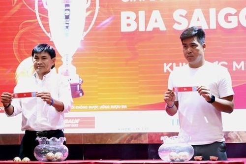 Giải bóng đá 7 người vô địch toàn quốc lần đầu tiên được tổ chức tại miền Tây Nam Bộ