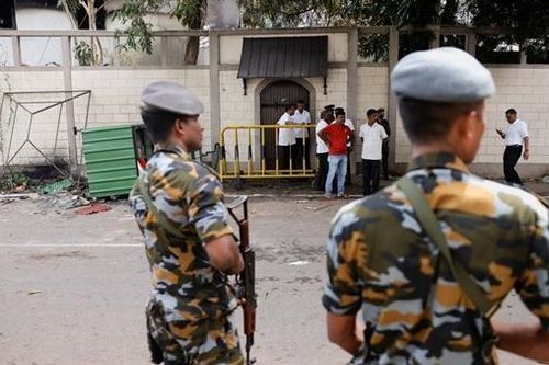 Sri Lanka ban bố tình trạng khẩn cấp, áp lệnh giới nghiêm ngay lập tức