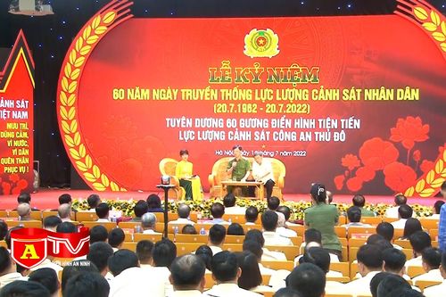 Vinh danh lực lượng Cảnh sát Công an Thủ đô 'Vì nước quên thân, vì dân phục vụ'