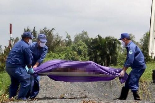 Thi thể nam giới ở hồ đá Đại học Quốc gia TP.HCM