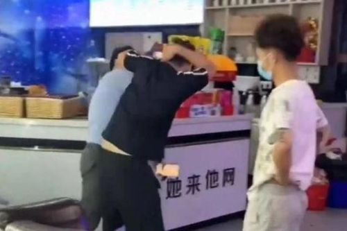 Con trai 'cắm chốt' ở quán game 8 ngày, phụ huynh hành động gây tranh cãi