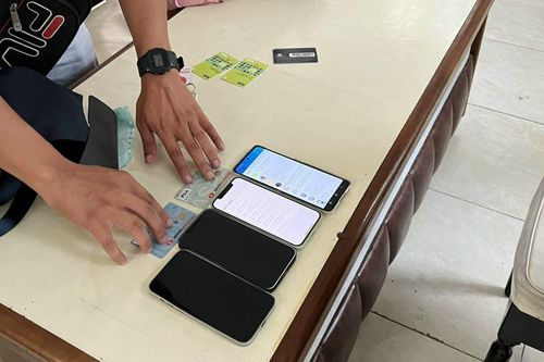 Bắt 'nữ quái' cầm đầu đường dây sử dụng căn cước công dân giả để mở tài khoản ngân hàng