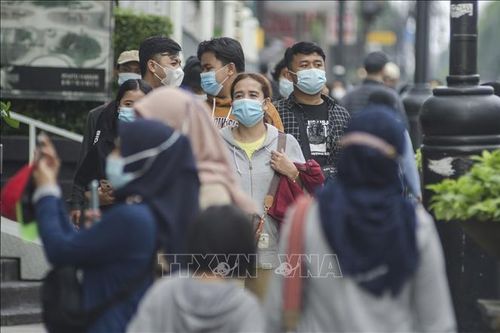 Indonesia tái áp đặt quy định đeo khẩu trang