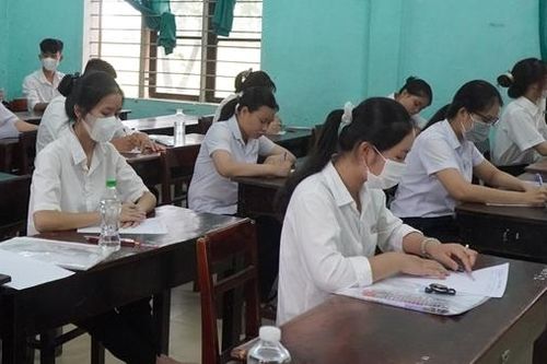 Thừa Thiên-Huế chưa xem xét tăng mức học phí các cấp năm học 2022-2023