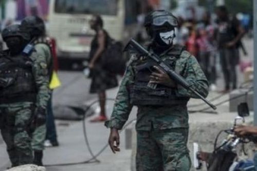 Haiti rơi vào hỗn loạn, Trung Quốc 'nóng lòng' đề xuất cấm vũ khí cầm tay
