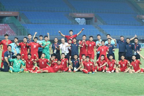 U19 Việt Nam nhận 300 triệu đồng sau chiến thắng trước U19 Thái Lan