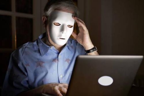 Giảm sút người dùng, Facebook cho phép một người tạo nhiều tài khoản
