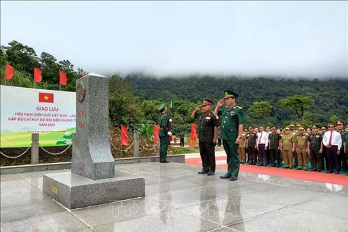 Nhiều hoạt động giao lưu hữu nghị giữa Bộ đội Biên phòng Việt Nam - Lào