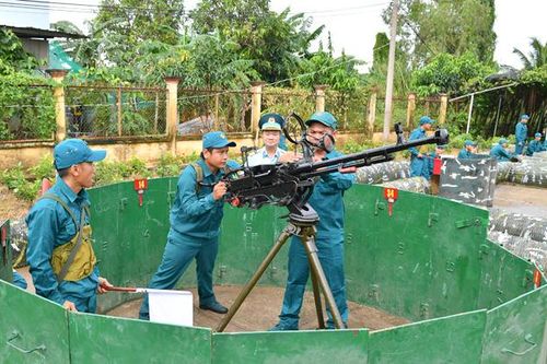 Kiểm tra công tác phòng không nhân dân tại Đồng Tháp