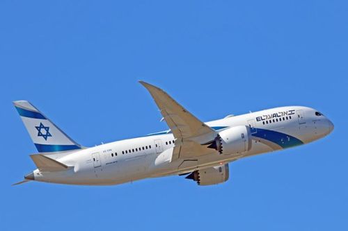 Saudi Arabia lần đầu mở cửa không phận tối đa cho máy bay Israel