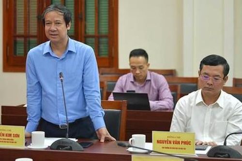 Trăn trở về một nền giáo dục đang bộn bề
