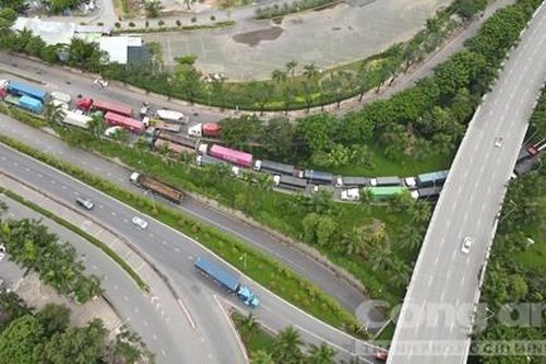 Cuối tuần này, người dân hạn chế đi qua cầu Phú Mỹ từ Q.7 sang Thủ Đức