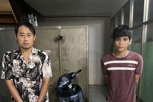 Công an TP.Thủ Đức đã bắt được 2 kẻ cướp giật điện thoại của cô gái trong hẻm