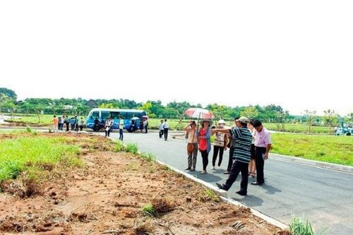 Lao vào sốt đất như thiêu thân, 50 tuổi còn lâm cảnh trắng tay