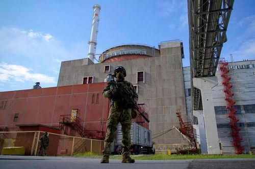 Ukraine nói Nga bắn tên lửa từ nhà máy hạt nhân lớn nhất châu Âu