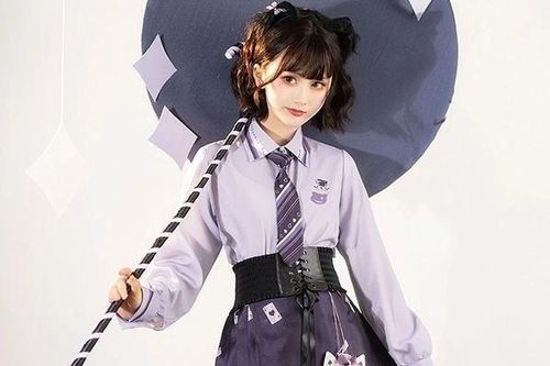 Người dân Trung Quốc tố Dior đạo nhái