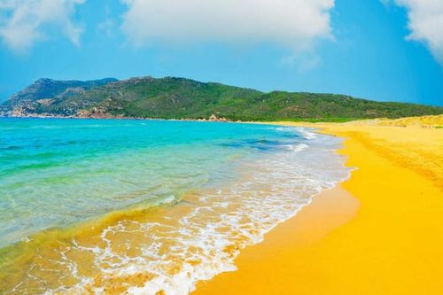 Kinh ngạc những bãi biển có màu sắc sặc sỡ nhất Trái Đất