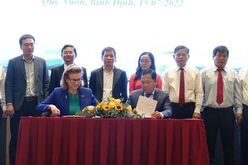 Hợp tác nâng cao hiệu quả công tác quản lý chất thải rắn và nhựa
