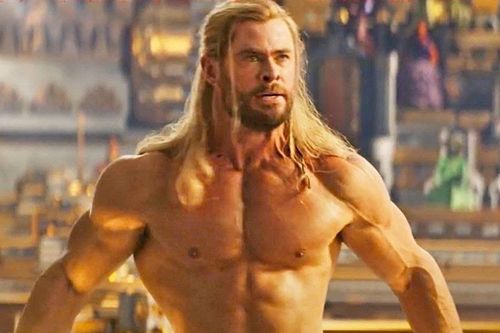 'Thor 4' vẫn thống trị phòng vé, phim của Tom Cruise sắp lập kỷ lục