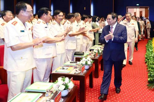 Thủ tướng dự lễ kỷ niệm 60 năm ngày truyền thống cảnh sát nhân dân