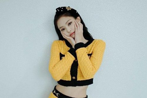 Học cách diện trang phục tông vàng với loạt bí kíp của Black Pink