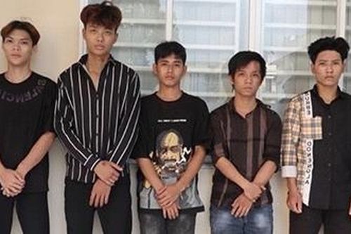 Nhóm thanh niên ẩu đả trong bữa nhậu, 1 người bị đâm tử vong