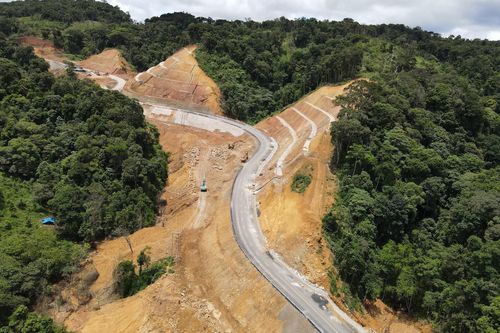 Cận cảnh hơn 30km đường xuyên núi nối Kon Tum - Quảng Ngãi
