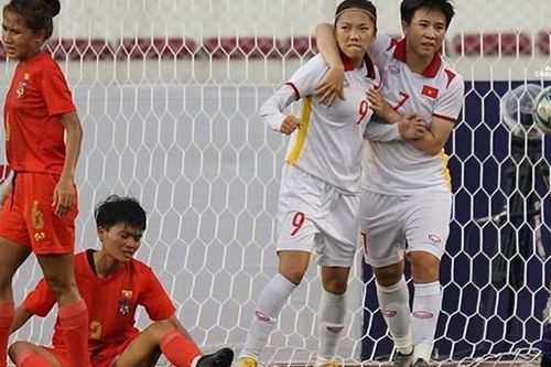 HLV Mai Đức Chung: Bóng đá nữ Việt Nam đang gặp vấn đề về lực lượng